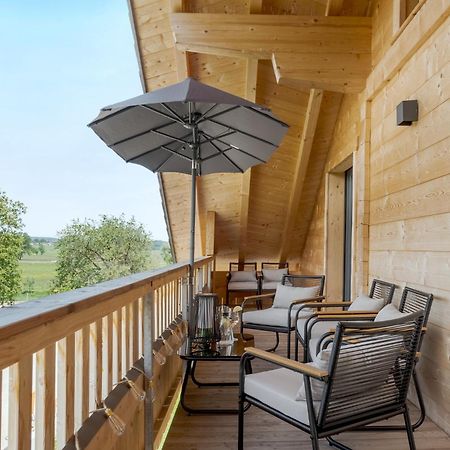 Fenjoy: Ferienapartment Mit Bergblick / Balkon / Bbq Bernau am Chiemsee Exterior photo